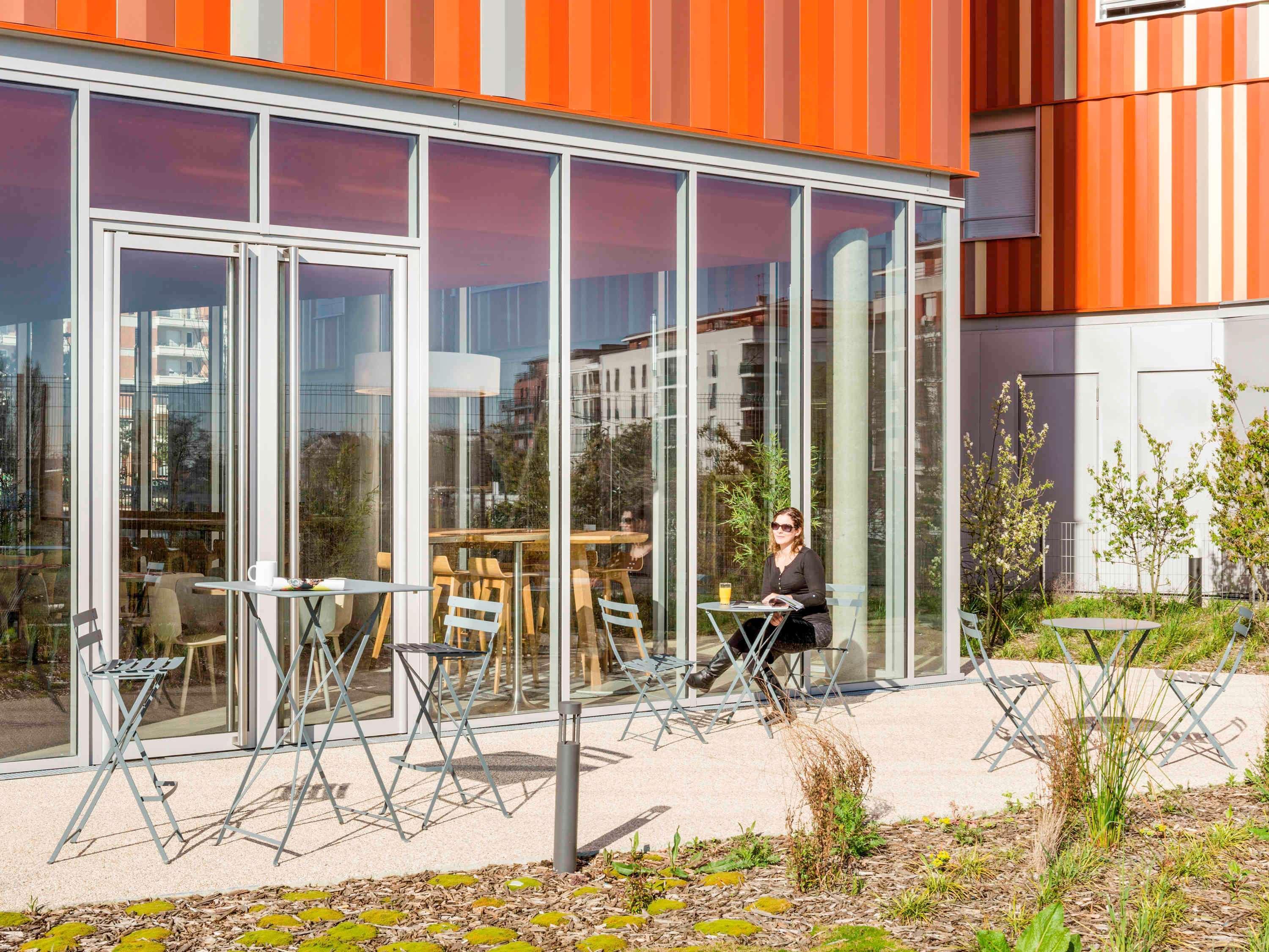 Adagio Access Paris Massy Gare Apartahotel