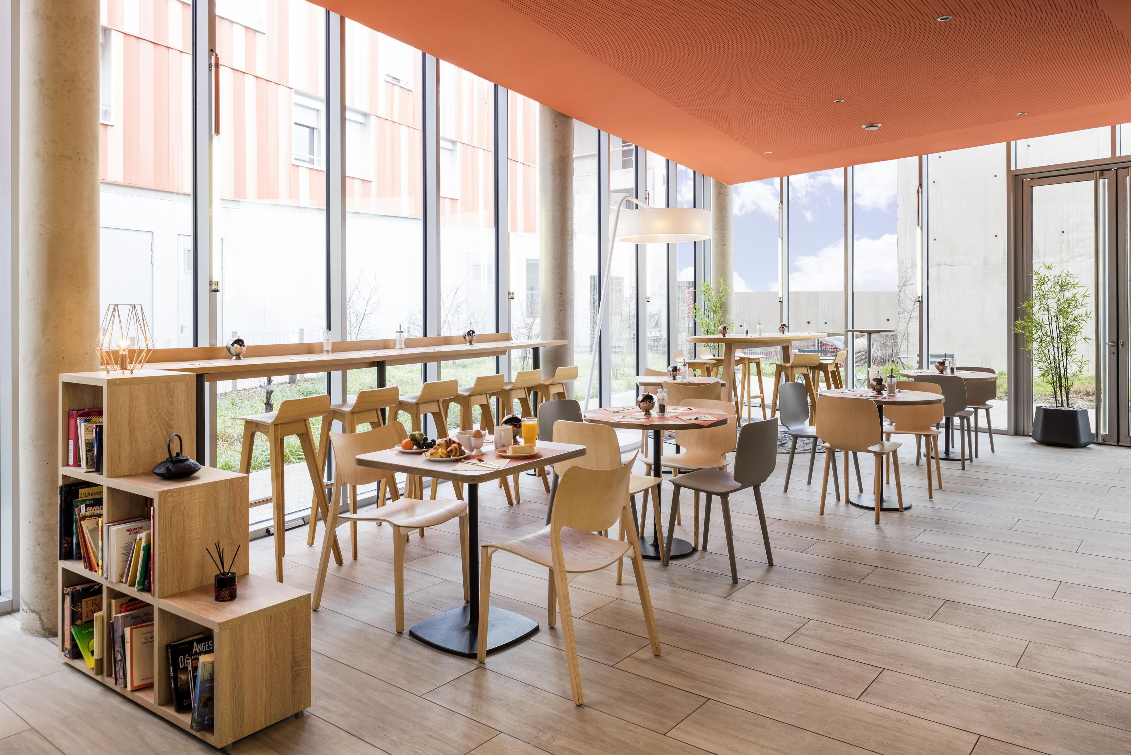 Apartahotel Adagio Access Paris Massy Gare