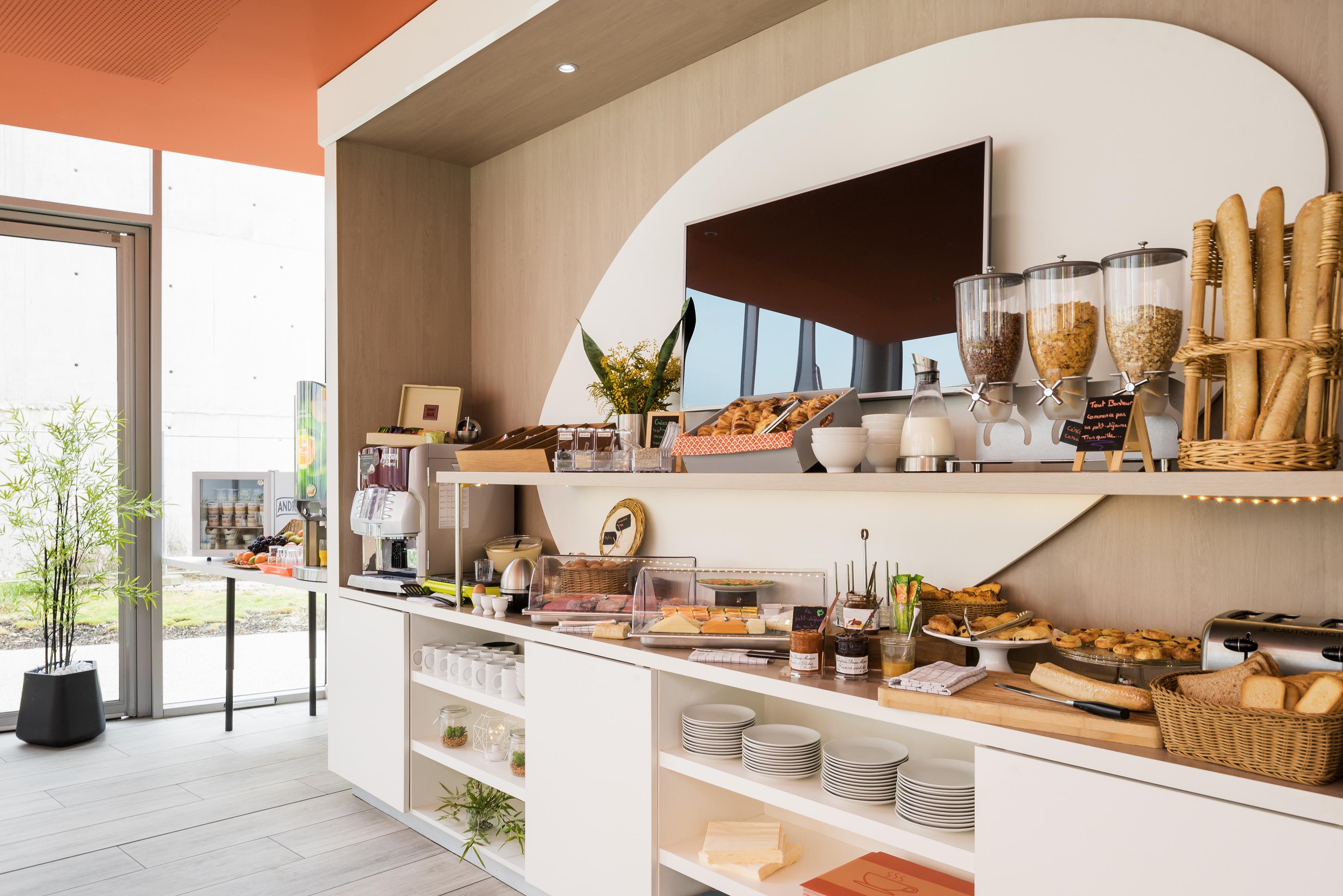 Adagio Access Paris Massy Gare Aparthotel 3*