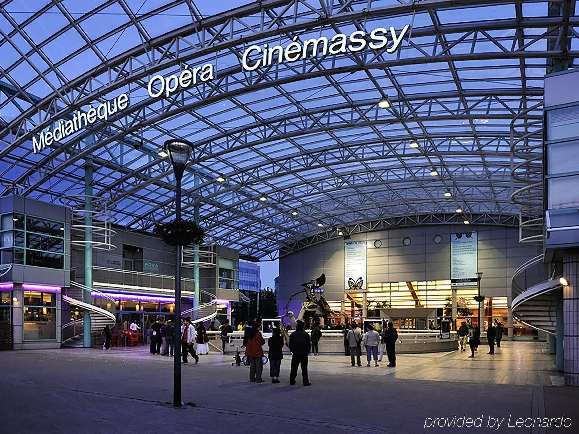 Adagio Access Paris Massy Gare 3*