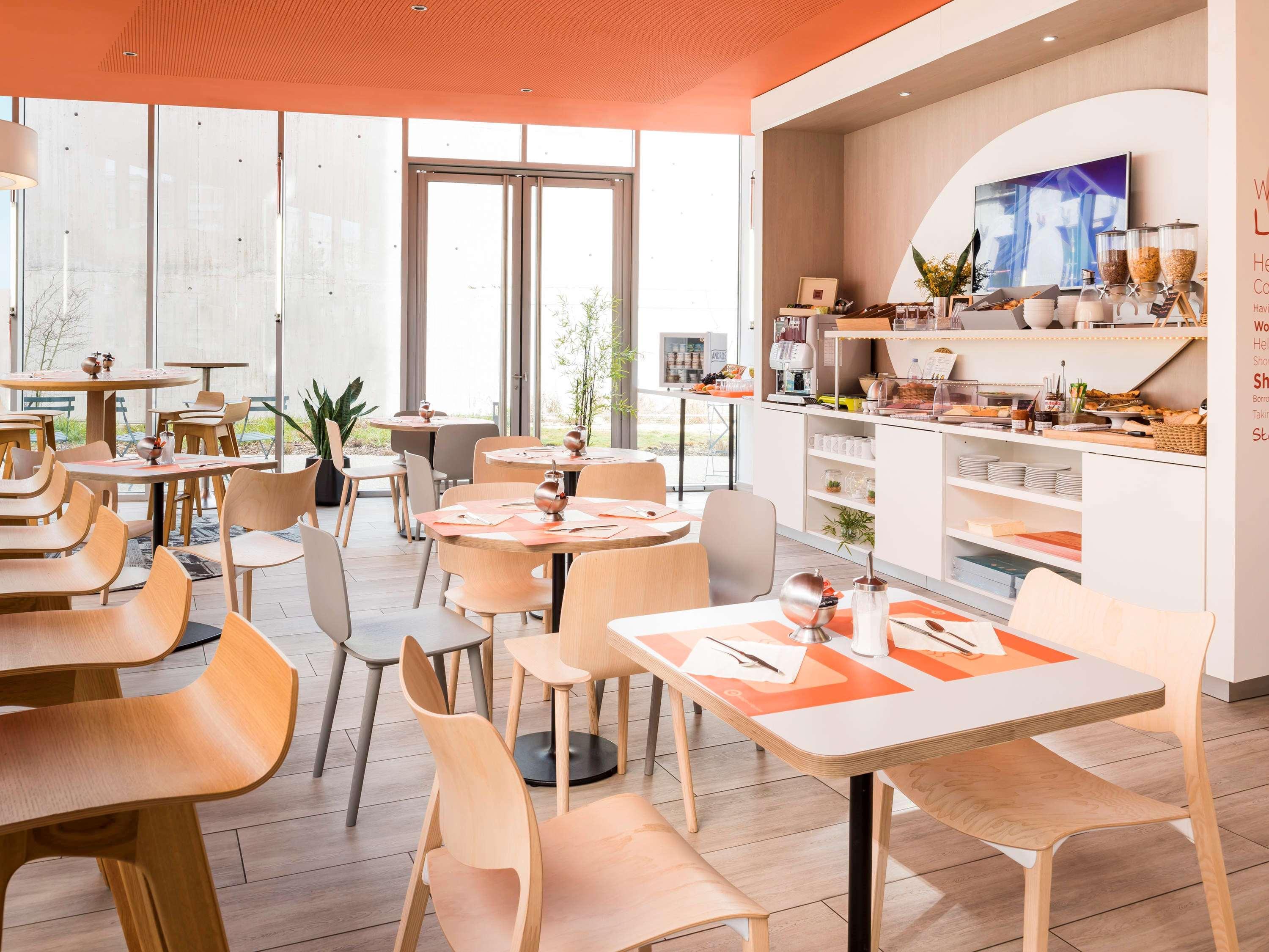 Adagio Access Paris Massy Gare 3* Massy (Essonne)